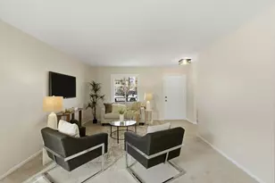 1328 Big Horn Trail, Carol Stream, IL 60188 - Photo 6