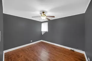 261 Minocqua St, Park Forest, IL 60466 - Photo 10