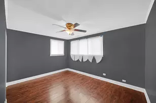 261 Minocqua St, Park Forest, IL 60466 - Photo 12