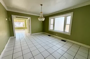 7741 S Oglesby Ave, Chicago, IL 60649 - Photo 4