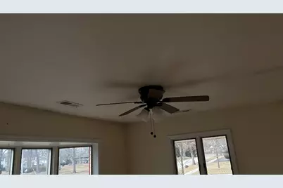 155 S Seymour Avenue, Grayslake, IL 60030 - Photo 26