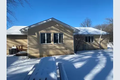 155 S Seymour Avenue, Grayslake, IL 60030 - Photo 2