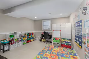 4 Maplewood Ln, Ottawa, IL 61350 - Photo 16