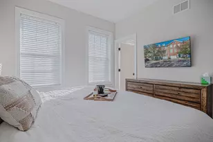 1653 Church St, Evanston, IL 60201 - Photo 6