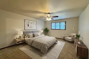 18013 Park Ave, Lansing, IL 60438 - Photo 6