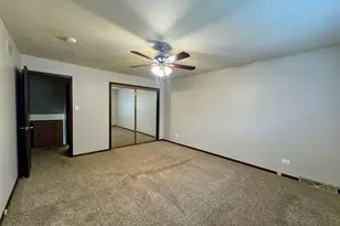 18013 Park Ave, Lansing, IL 60438 - Photo 14