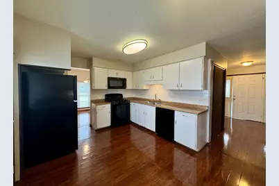 18013 Park Avenue, Lansing, IL 60438 - Photo 6