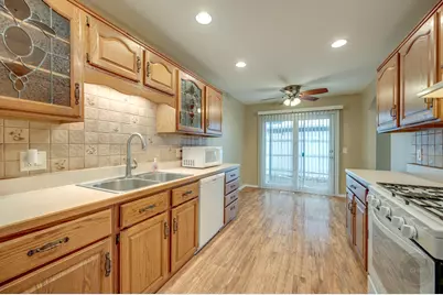 46 Ingleshire Road, Montgomery, IL 60538 - Photo 14