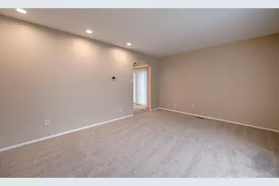 46 Ingleshire Road, Montgomery, IL 60538 - Photo 6