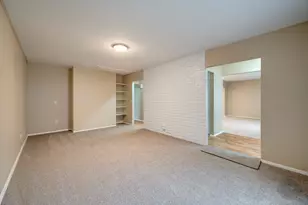 46 Ingleshire Rd, Montgomery, IL 60538 - Photo 18