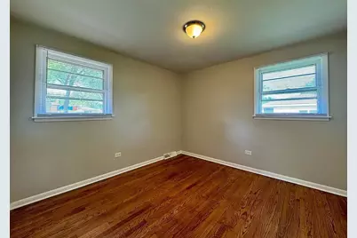 14401 Kolin Avenue, Midlothian, IL 60445 - Photo 8