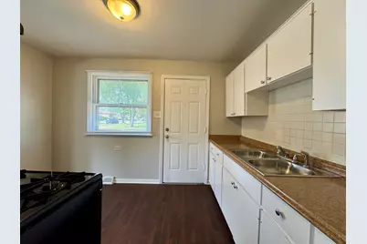 14401 Kolin Avenue, Midlothian, IL 60445 - Photo 8