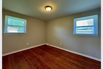 14401 Kolin Avenue, Midlothian, IL 60445 - Photo 10