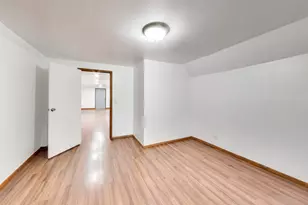 5150 W Carmen Ave, Chicago, IL 60630 - Photo 12