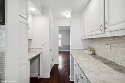 366 Ventura Club Drive, Roselle, IL 60172 - Photo 16