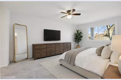 366 Ventura Club Drive, Roselle, IL 60172 - Photo 22