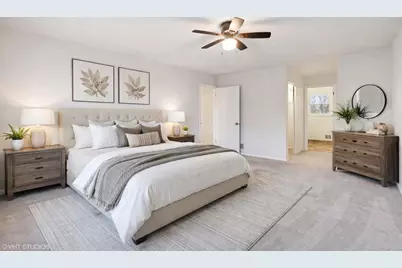 366 Ventura Club Drive, Roselle, IL 60172 - Photo 20