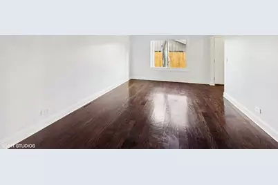 366 Ventura Club Drive, Roselle, IL 60172 - Photo 6