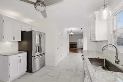 1070 N Ashbury Avenue, Bolingbrook, IL 60440 - Photo 10