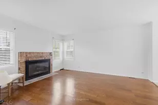 1070 N Ashbury Ave, Bolingbrook, IL 60440 - Photo 6