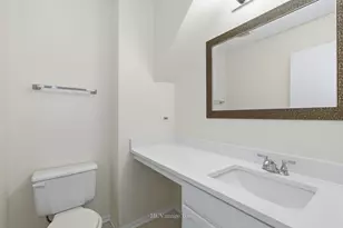 1070 N Ashbury Ave, Bolingbrook, IL 60440 - Photo 12