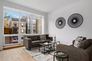 2651 W Augusta Blvd, Chicago, IL 60622 - Photo 2