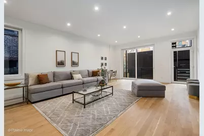 2651 W Augusta Boulevard #1, Chicago, IL 60622 - Photo 10