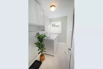 725 Leslie Lane, Schaumburg, IL 60194 - Photo 18