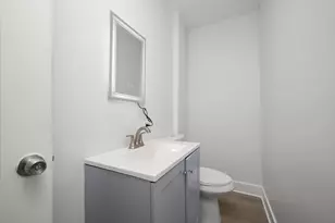 2011 Grey Ave, Evanston, IL 60201 - Photo 18