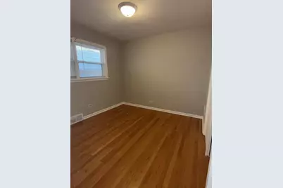 12549 S Laflin Street, Calumet Park, IL 60827 - Photo 6