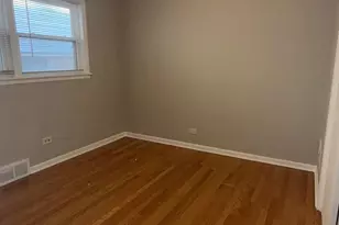 12549 S Laflin St, Calumet Park, IL 60827 - Photo 6