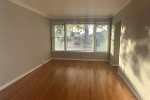 12549 S Laflin St, Calumet Park, IL 60827 - Photo 2