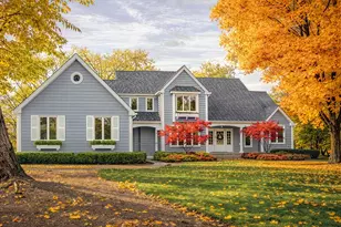 530 Oak Knoll Dr, Lake Forest, IL 60045 - Photo 2