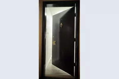 9720 S Pulaski Road #306, Oak Lawn, IL 60453 - Photo 2