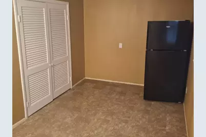 708 N Madison Street, Lincoln, IL 62656 - Photo 6