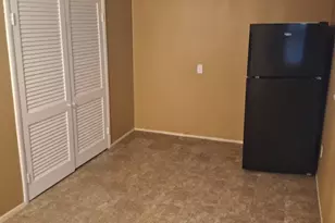 708 N Madison St, Lincoln, IL 62656 - Photo 6