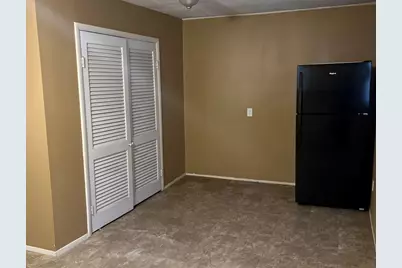 708 N Madison Street, Lincoln, IL 62656 - Photo 6