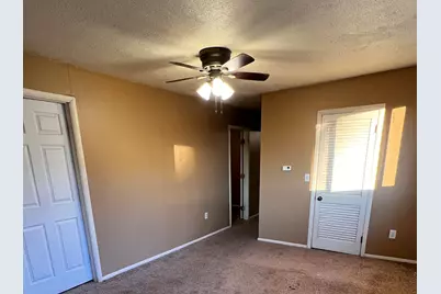 708 N Madison Street, Lincoln, IL 62656 - Photo 10