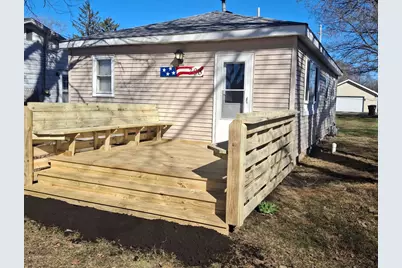 708 N Madison Street, Lincoln, IL 62656 - Photo 1