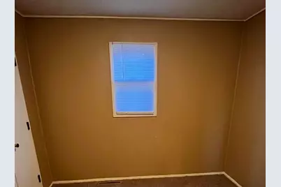 708 N Madison Street, Lincoln, IL 62656 - Photo 8