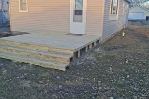 708 N Madison St, Lincoln, IL 62656 - Photo 2