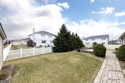 9361 Keswick Drive, Woodridge, IL 60517 - Photo 44