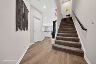 534 Watercress Dr, Aurora, IL 60504 - Photo 4