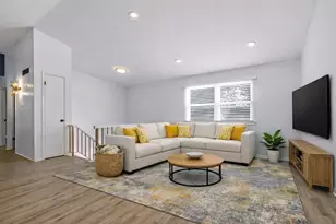 304 Jonquil Ct, Aurora, IL 60504 - Photo 8