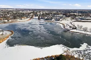 304 Jonquil Ct, Aurora, IL 60504 - Photo 42