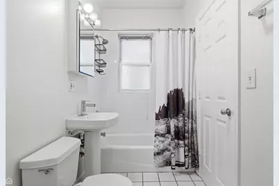 3222 W Berteau Avenue #2, Chicago, IL 60618 - Photo 6
