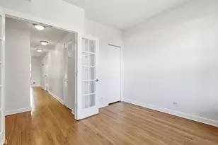 3222 W Berteau Ave, Chicago, IL 60618 - Photo 8