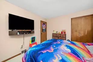 19404 Wildwood Ave, Lansing, IL 60438 - Photo 18