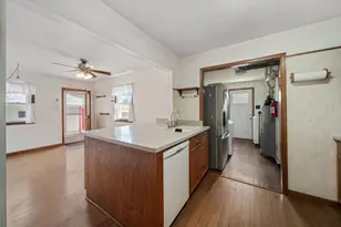 276 E Fullerton Ave, Northlake, IL 60164 - Photo 8
