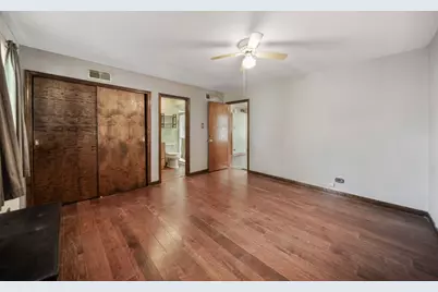 276 E Fullerton Avenue, Northlake, IL 60164 - Photo 14